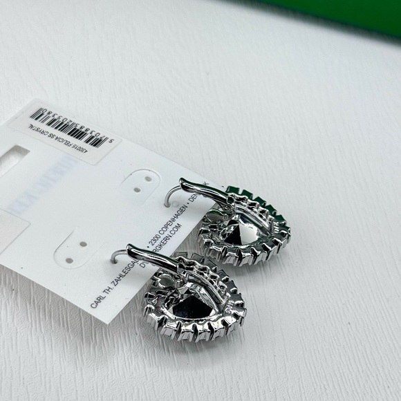 Clear Crystal Heart With White Stone Silver Earrings, Sterling Silver Plated - Picture 7 of 7